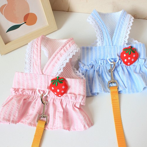 宠物泰迪博美小狗狗猫咪衣服公主风草莓春夏季薄款胸背可牵引裙子