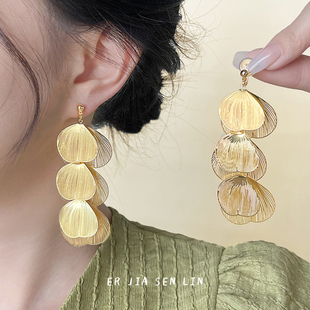 韩国无耳洞蚊香盘耳夹女新款流苏夸张耳环轻奢高级感小众耳饰耳钉