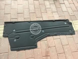 适用宝马5系G30 G38 520I 525I 528I 530I车身下护板 车底挡泥板