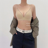 无痕粉底液内衣女小胸聚拢提拉上托收副乳显大文胸罩2025秋冬新款