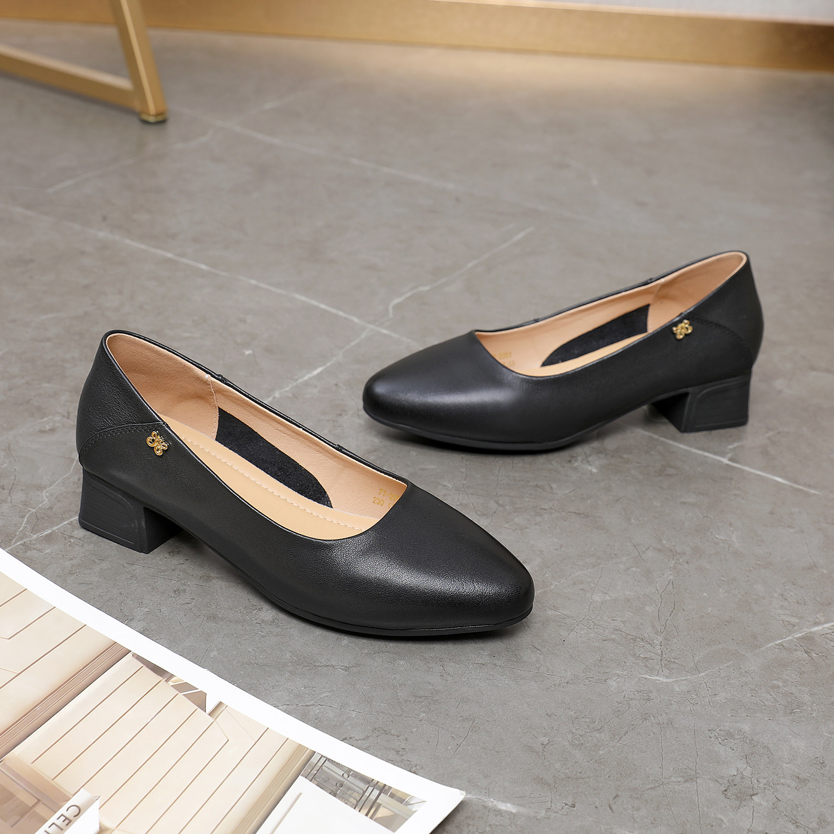 夏发真皮女鞋2026春季新款单鞋头层牛皮粗跟软底职业通勤工作皮鞋