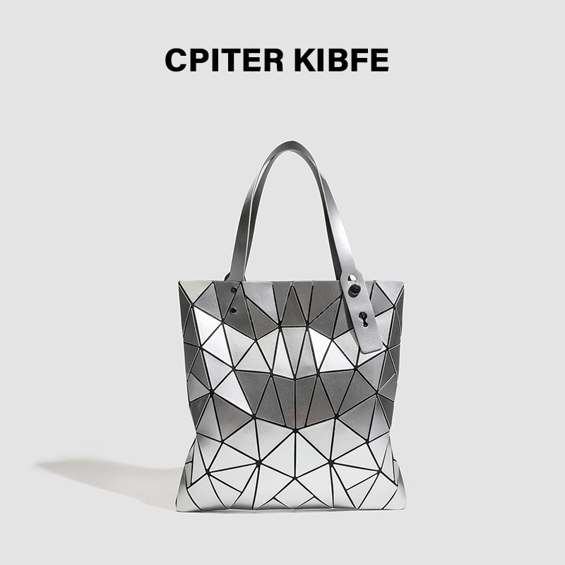 日本菱格包包女夏季百搭2026新款几何菱格包网红单肩手提包托特包