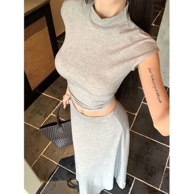 女装2025新款夏季今年流行爆款女人味T恤上衣半身裙套装