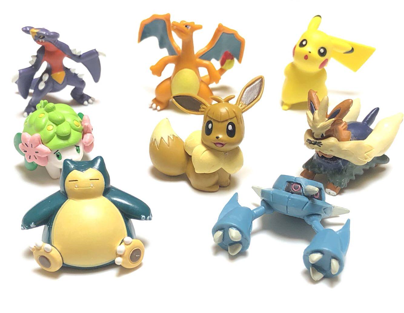 神奇宝贝宠物小精灵食玩迷你3cm长毛狗喷火龙草刺猬金属怪伊布