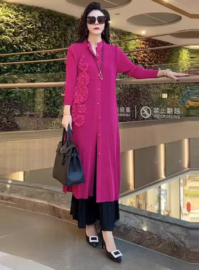 气质妈妈风衣外套褶皱显瘦连衣裙