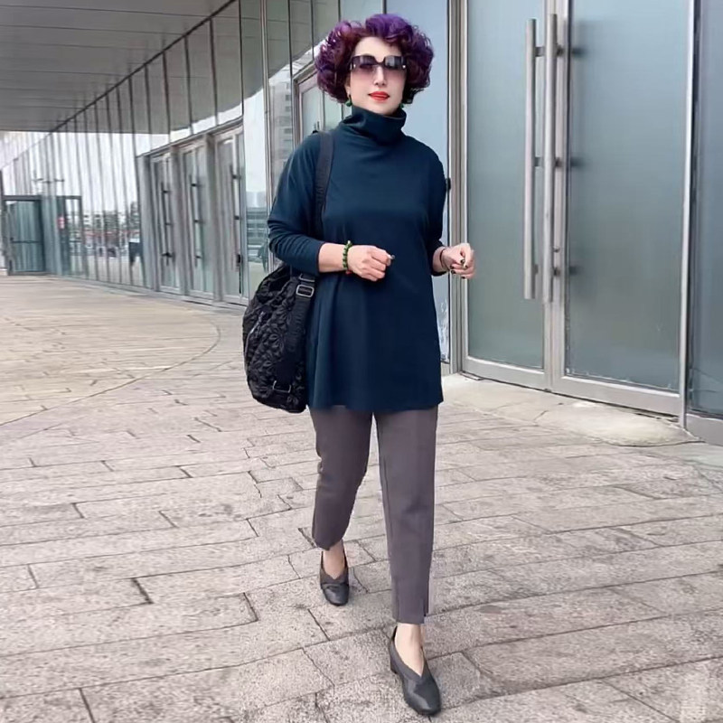 中年妈妈气质宽松大码高领打底衫女秋冬新款中长款内搭T恤上衣女