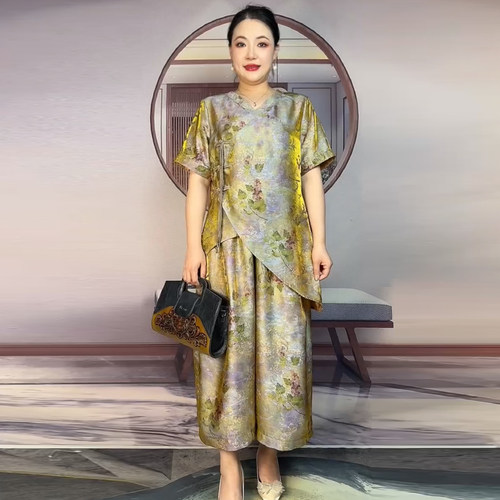 高品质！夏季大码浮光锦妈妈套装
