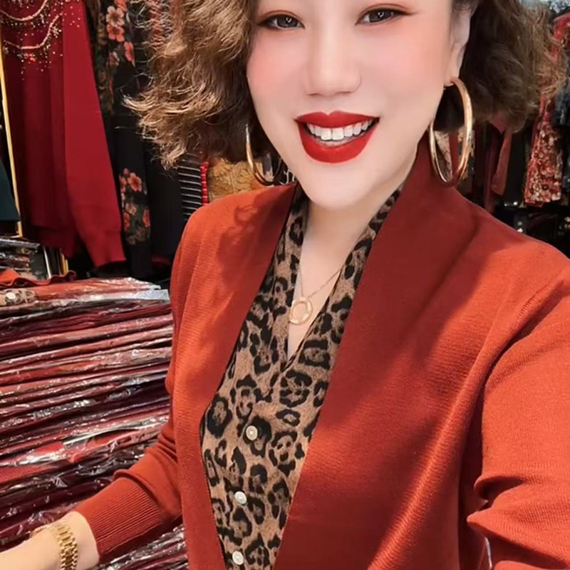 豹纹提花撞色针织开衫外套女秋冬新款收腰显瘦纽扣v领假两件上衣,女装/女士精品,毛针织衫,淘宝优惠券,粉丝福利购,淘宝优惠卷