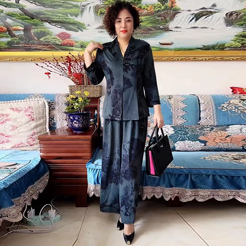 妈妈真丝套装2025春夏八分袖上衣搭阔腿裤中老年水墨画时尚两件套