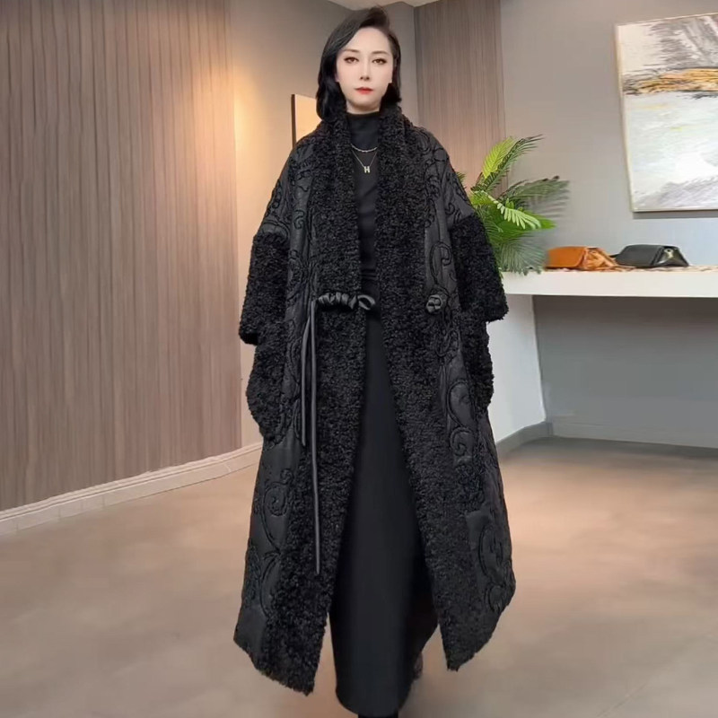 高品质!气质妈妈雪尼尔提花风衣