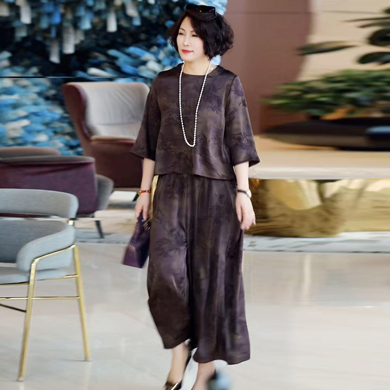 中年妈妈提花缎两件套2026夏季新款50岁妇女大码中袖衫阔腿裤套装