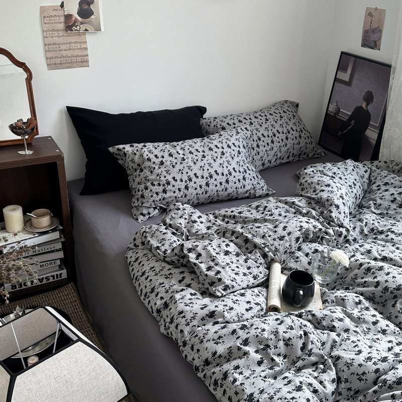黑灰中古花卉针织棉全棉四件套ins复古纯棉柔软床单床笠床上4件套