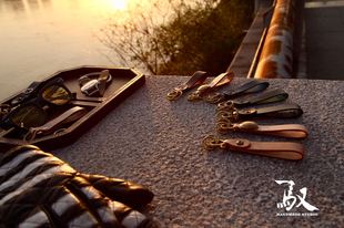 驭原创手工皮具 意大利进口牛皮钥匙扣硬币扣头层牛皮DIY纯铜马蹄