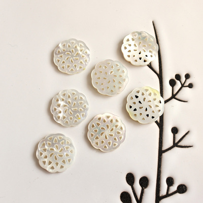 银色白贝壳雕刻镂空窗花图案圆片DIY手工串珠手串手链项链配珠配