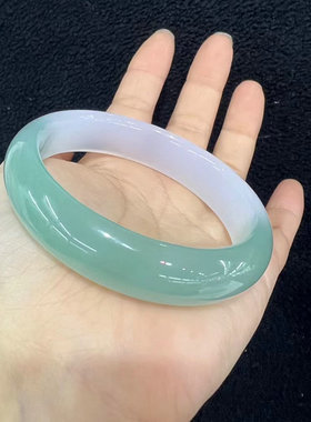 波西米亚风女绿玉髓中宽玛瑙手镯