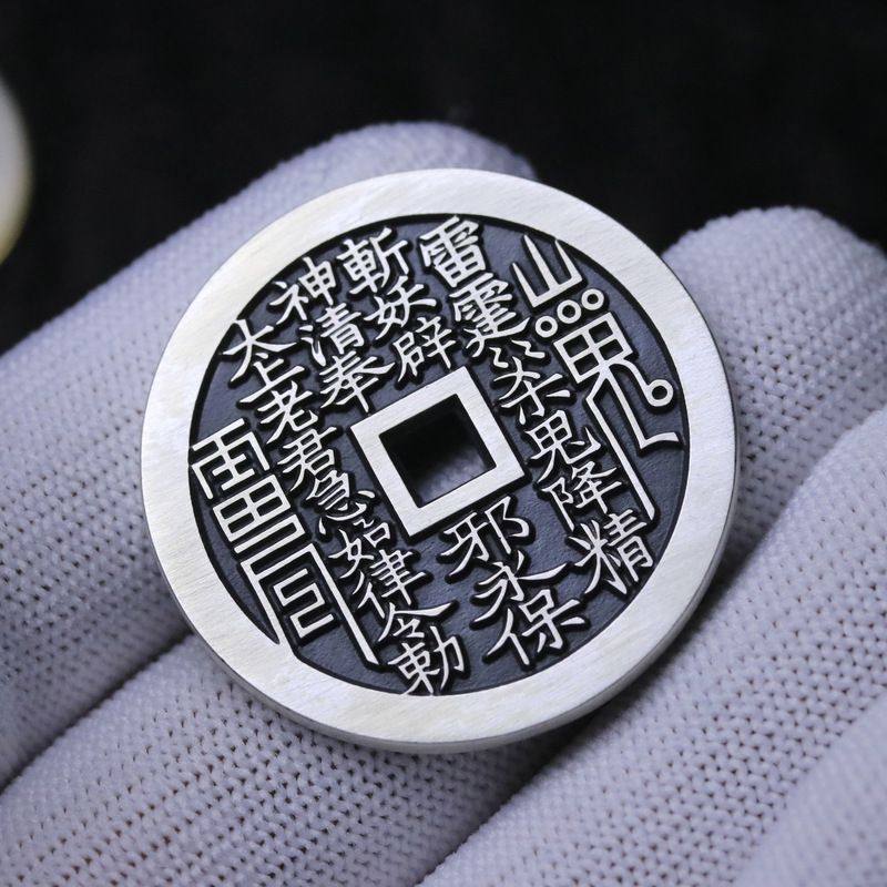 加厚s999足银山鬼花钱吊坠男士平安挂坠纯银项链女款时尚复古首饰