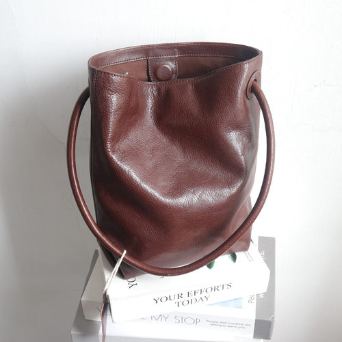 真皮女包单肩包复古时尚水桶包