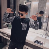 条纹黑色