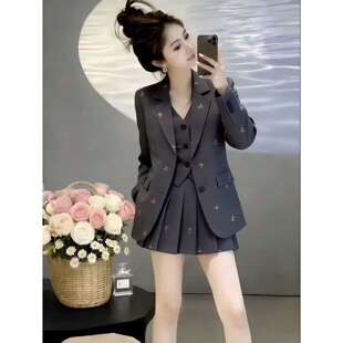 2026早春网红新款职业西装两件套裙女高级重工印花西服外套百褶裙