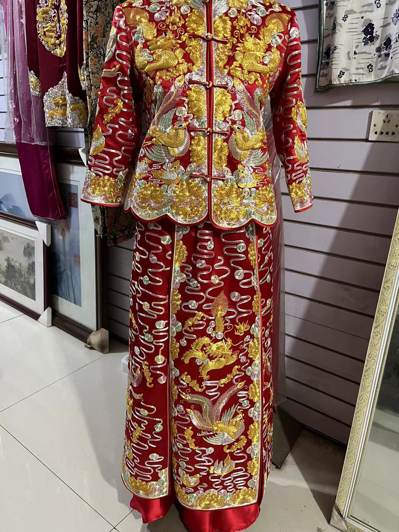 上海老裁缝【伊阑芳华】高端定制婚嫁手绣真丝大五福龙凤褂套装裙