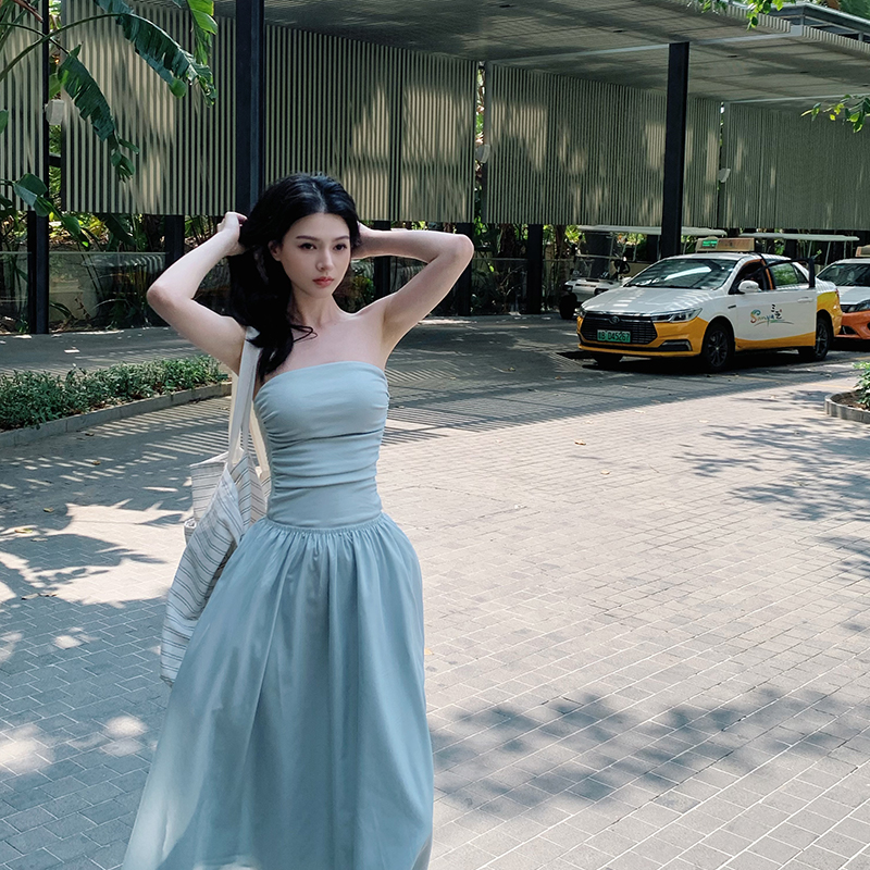 Lienni2025新款气质高腰显瘦自带胸垫长款抹胸拼接针织连衣裙女