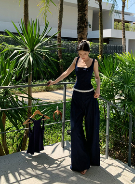 Lienni2025新款修身显瘦短款吊带上衣女天丝牛仔阔腿裤鱼骨套装