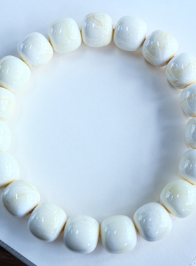 11.5mm俄料漆瓷白老型手串同料出品顺白几乎无纹 重：16.77克