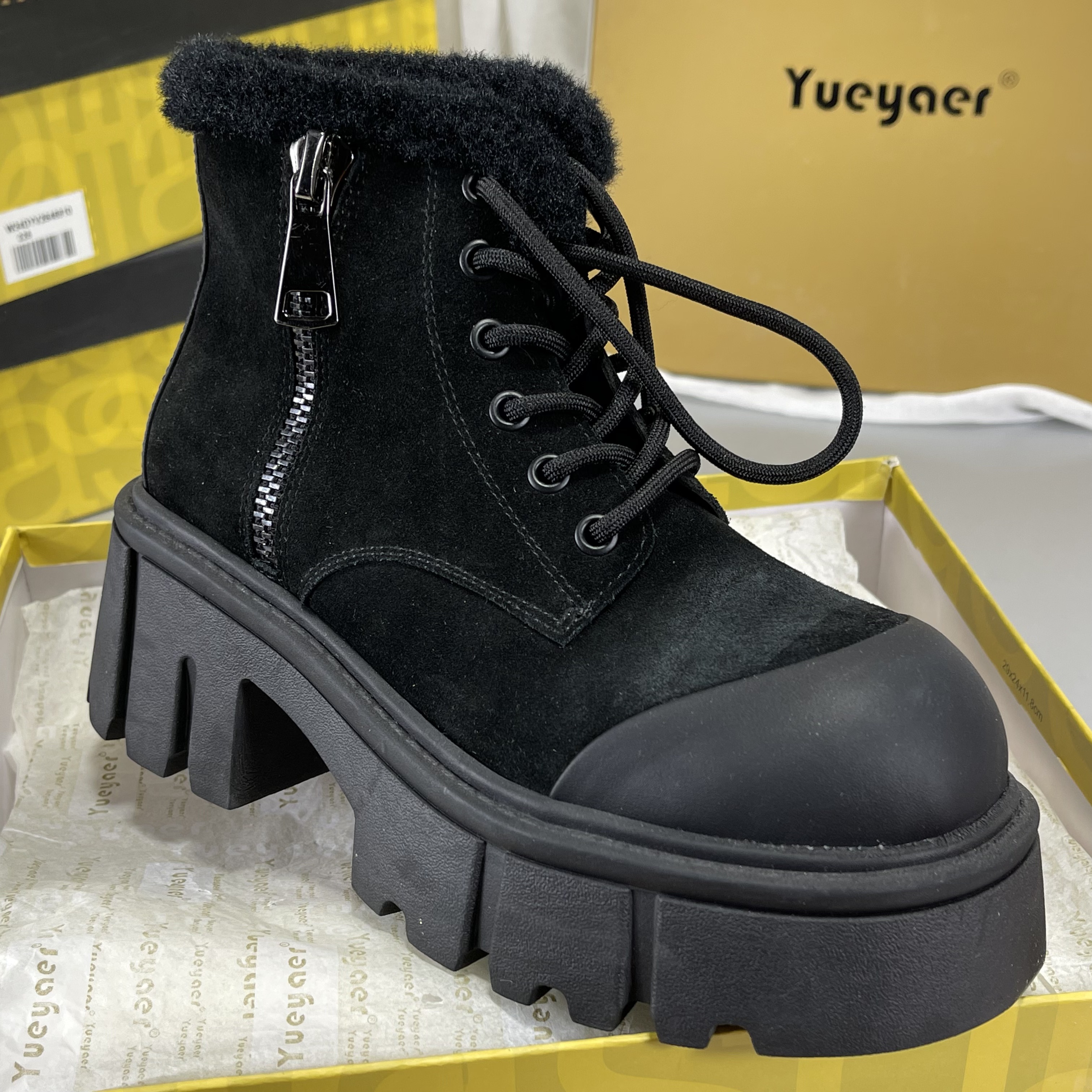 月芽儿正品撤柜瑕疵实拍加绒马丁靴女冬季休闲粗跟磨砂牛皮短筒靴