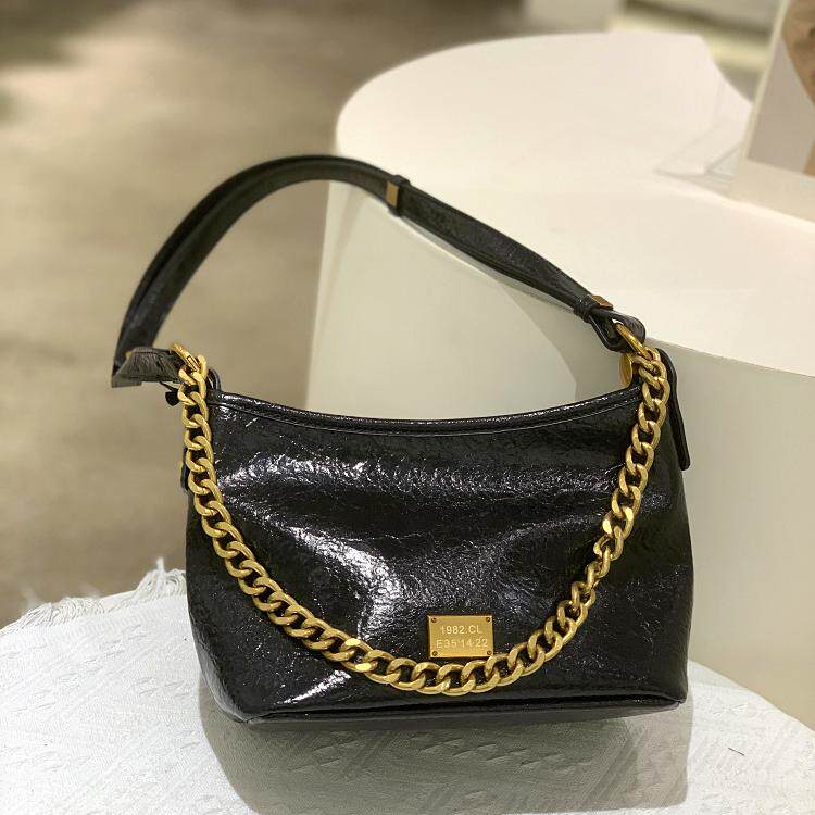 新潮油蜡皮腋下包2024秋冬欧美复古Hobo包轻奢链条洋气百搭斜挎包