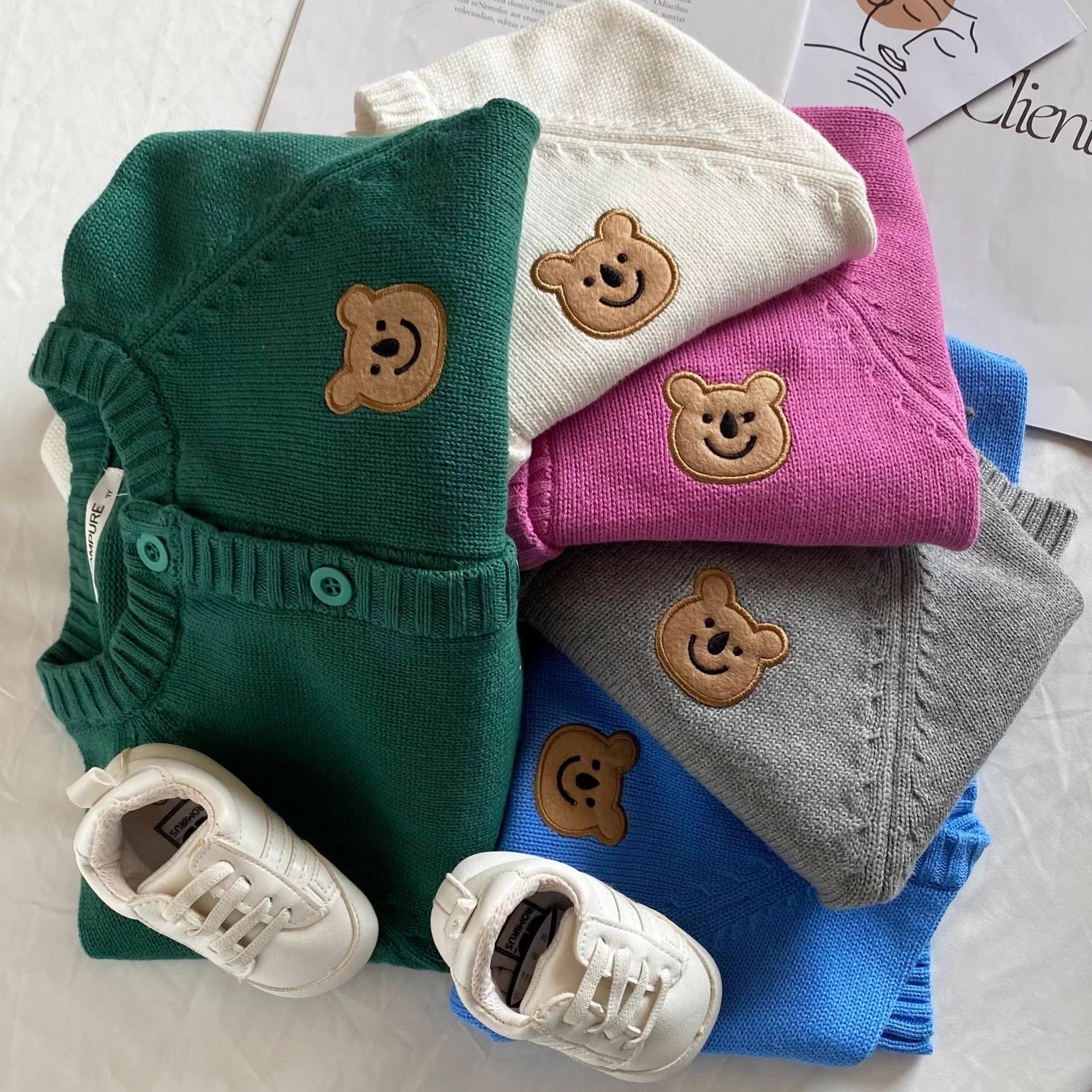 日系小熊儿童针织开衫外套