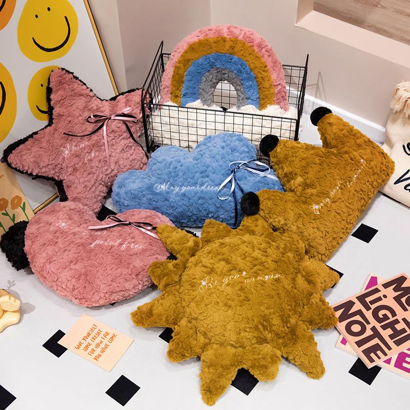 北欧ins风法式蕾丝高颜值抱枕