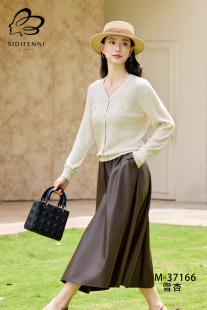 天丝优质美洋精品针织衫 上市2025年秋季 新款 丝蒂芬妮设计感长袖