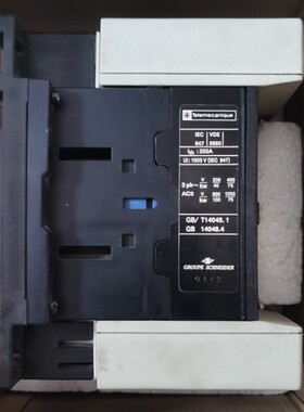 Tesys LC1D15000M5C交流接触器220V 50Hz 75KW -380V现货实拍库存