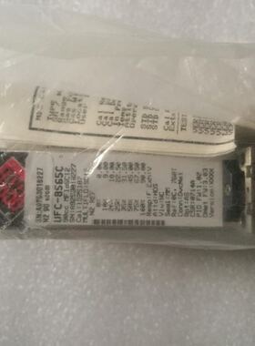 UNIT质量流量计  UFC-8565C 全新带参数表。不带外包装  实拍图