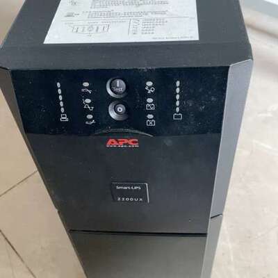 检修施耐德进口APC UPS2200UX，功率最大2700W，带详询