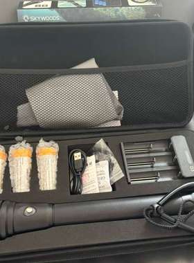 检修SKYWOODS D6+Max潜水手电，6000流明超亮，三详询