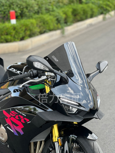 适用2025张雪机车500RR 竞技风挡 加高风挡 前挡风玻璃改装配件