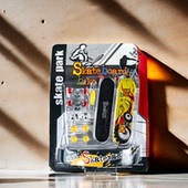 儿童玩具指尖滑板金属支架手指跳板入门卡通多图案磨砂小滑板礼品