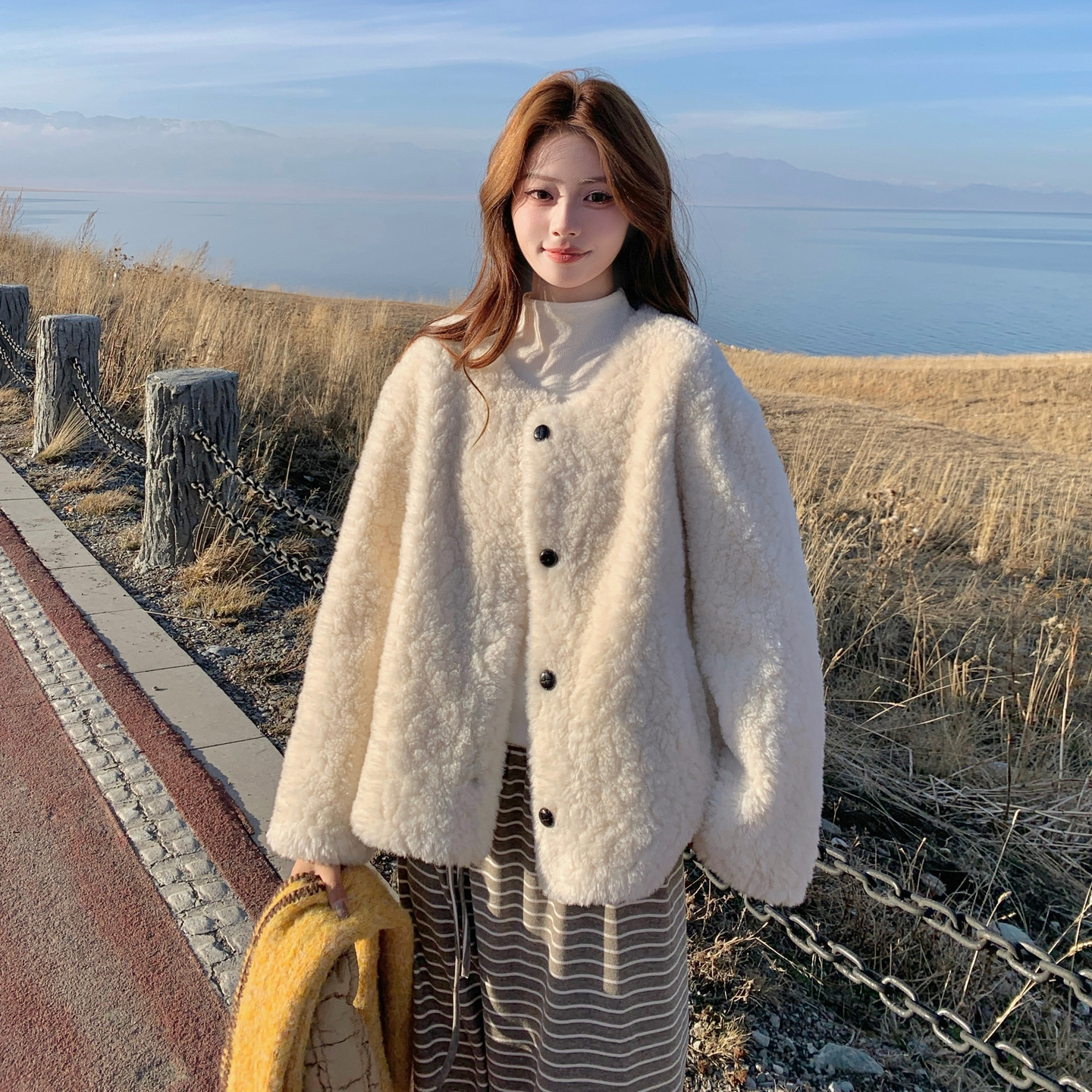 新款！米白色羊羔毛外套皮毛一体159-549P185K278，女装皮草，浙宝159