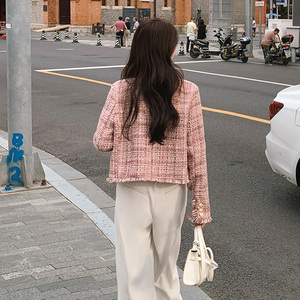 法式名媛粉色小香风外套女2023春季新款小个子设计高级感百搭上衣图片