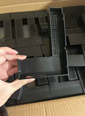 超聚变V3 V5 V6服务器硬盘托架3.5转2.5寸转换器