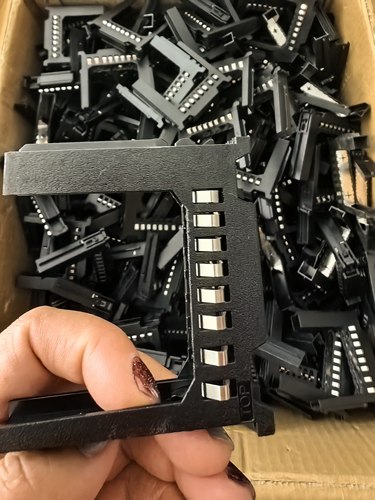 DELL戴尔14代R740xd R740 R440 R540  2.寸服务器硬盘堵头