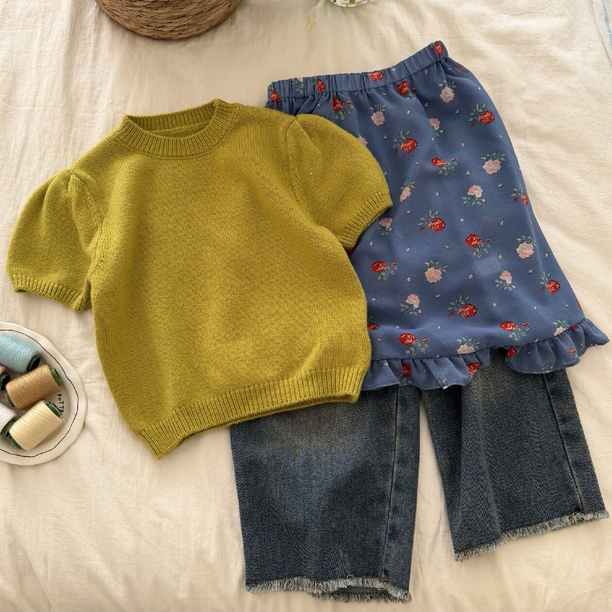 【1.12前发货】2026春款女童毛衣短袖蓝色小花裙套装-RFC56160