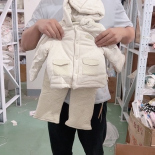 B411安琪雪花飞扬加厚可拆帽套装 5041