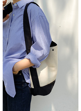 MOREGOOL 22/FW 原创大容量水桶包 白帆布尼龙拼接腋下包斜挎托特