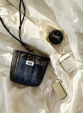 MOREGOOL 25/FW原创 牛仔拼接mini挂脖耳机包 可爱包挂钥匙零钱包