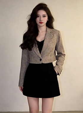 千鸟格短款西装外套女 2026春秋小个子复古宽松百搭甜酷风小西服