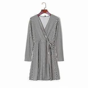 法式 黑白条纹V领裹身连衣裙女 春秋季 显瘦A字裙 百搭 收腰系带长袖