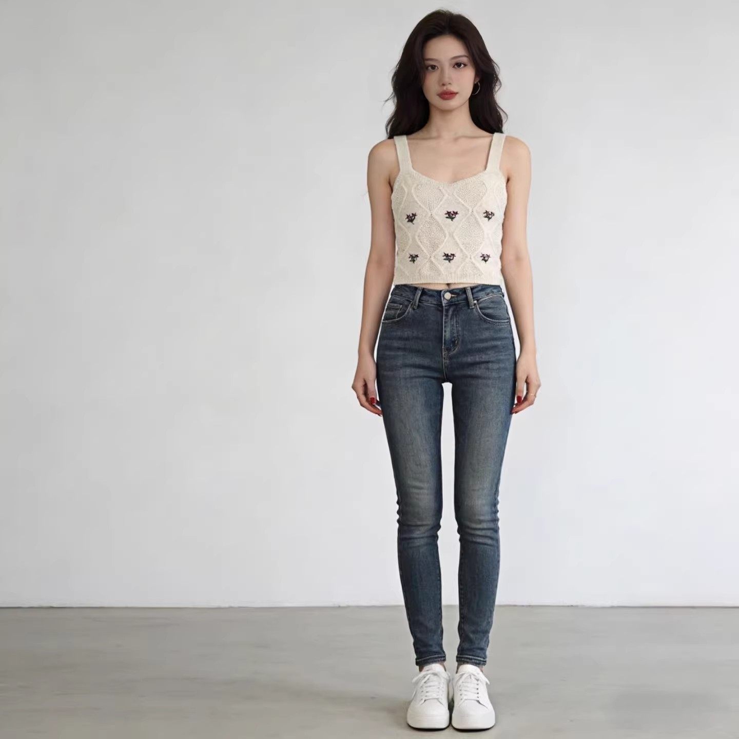 春夏秋复古菱格针织吊带女 刺绣小花短款修身内搭外穿针织背心,女装/女士精品,背心吊带,淘宝优惠券,粉丝福利购,淘宝优惠卷