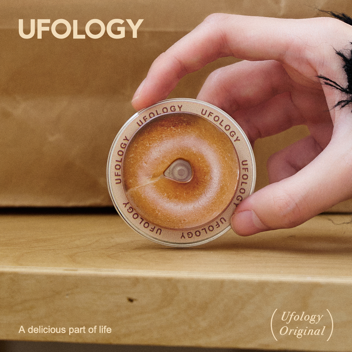 Ufology原创手机磁吸支架支持magsafe桌面便携苹果贝果懒人